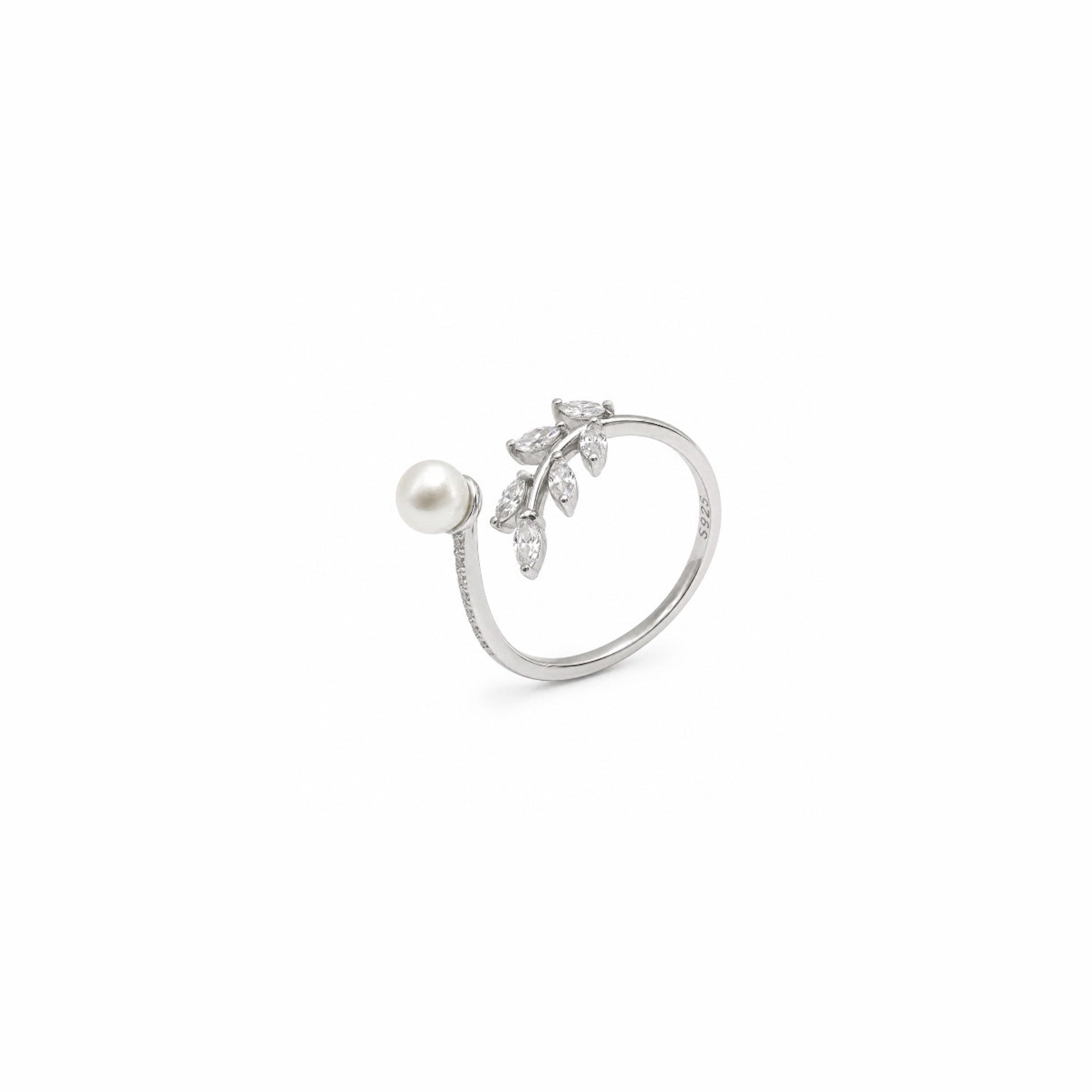 Ring mit Perlendetail